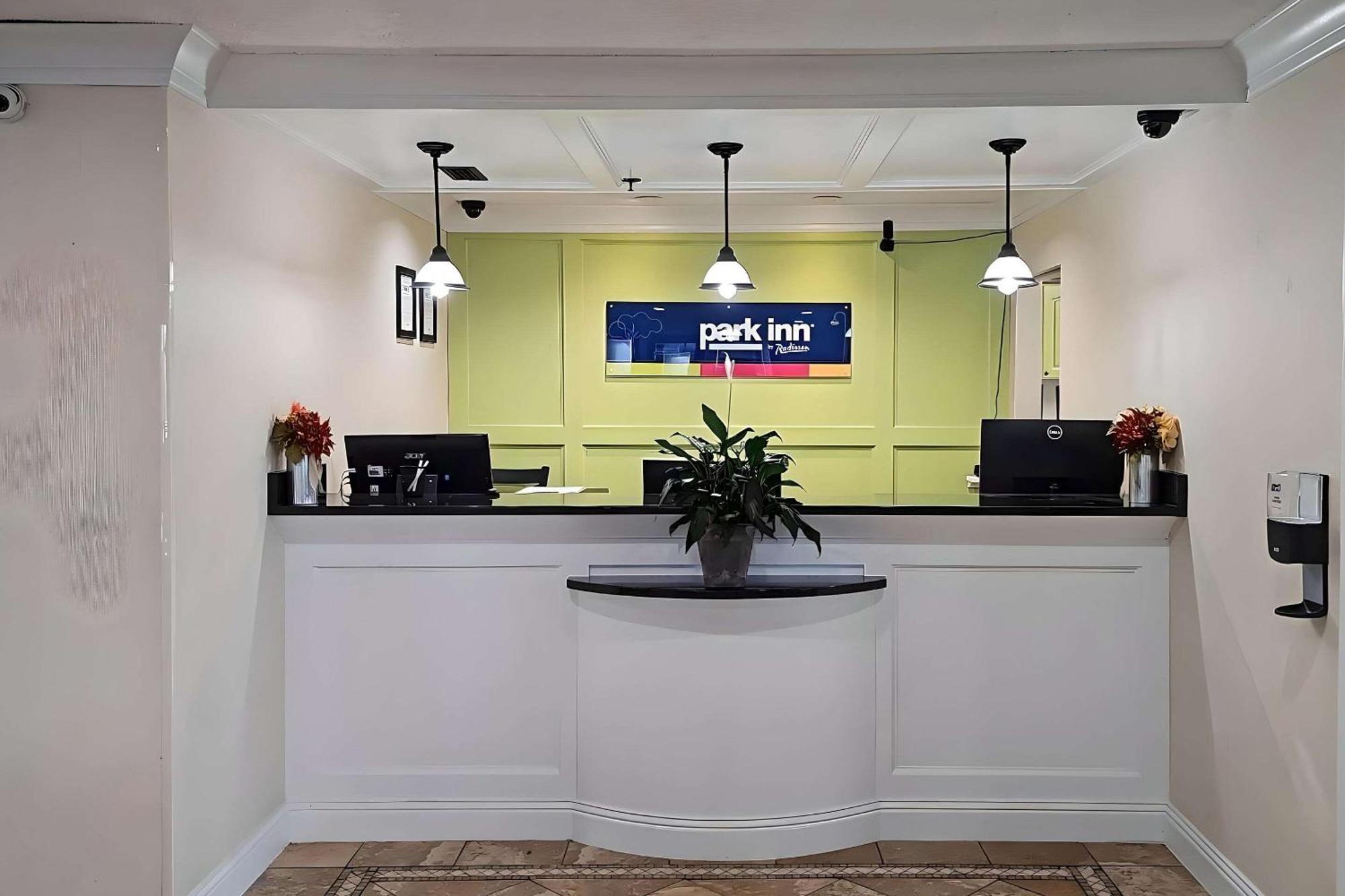 גרוב סיטי Park Inn By Radisson מראה חיצוני תמונה