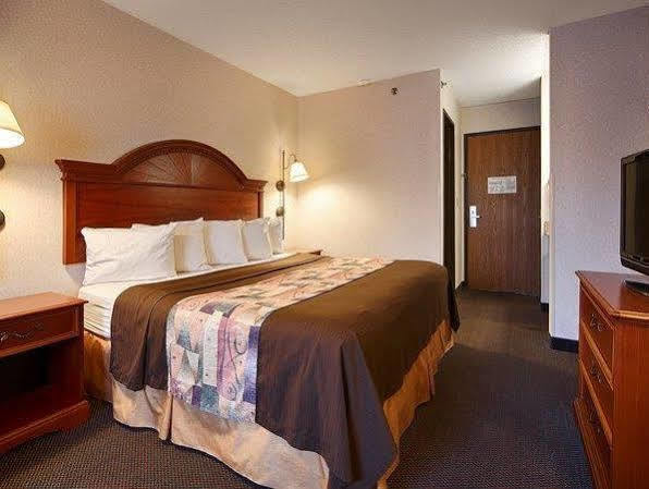 גרוב סיטי Park Inn By Radisson מראה חיצוני תמונה